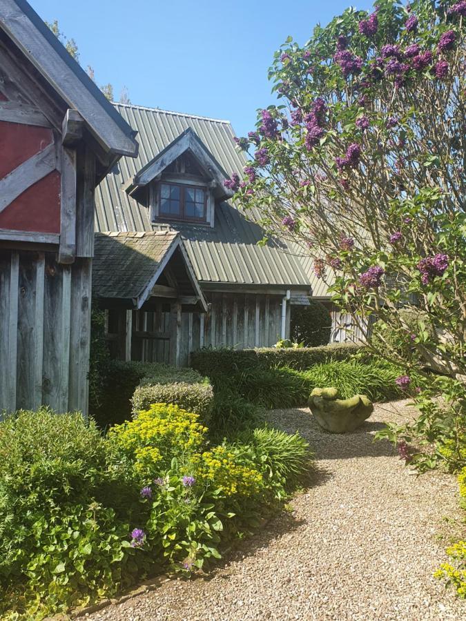 Streamside Country Manor Bed & Breakfast Walton Екстериор снимка